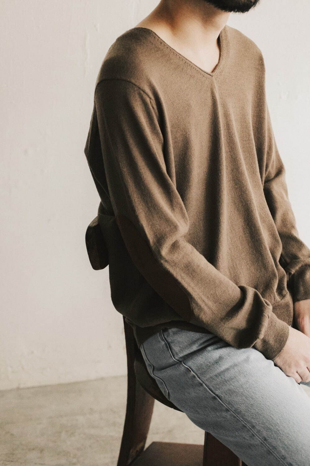 メンズニットブランド「ナヤット」からレショップ限定Vネックニット