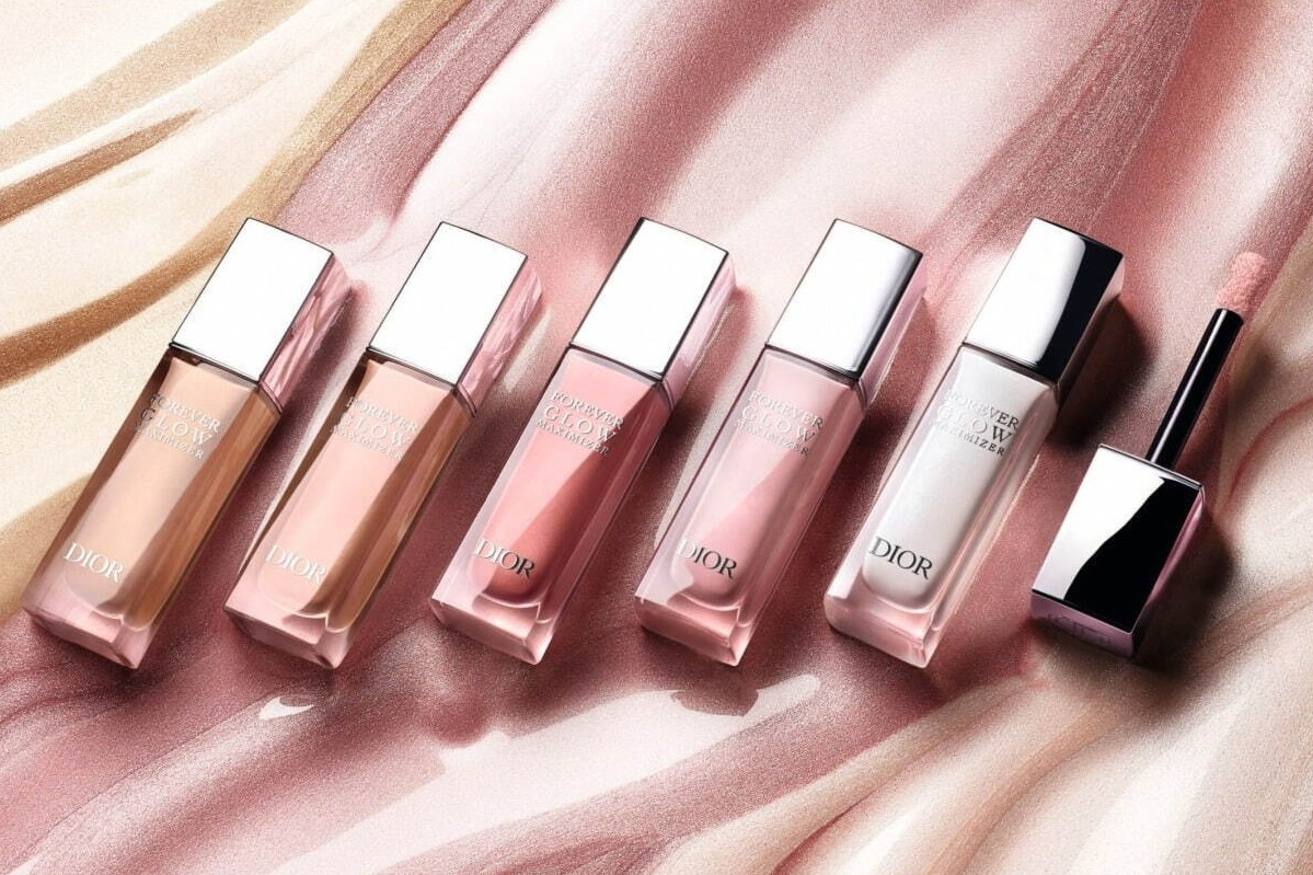 ディオール24年春ベースメイク、“濡れツヤ質感”でうるおうリキッド
