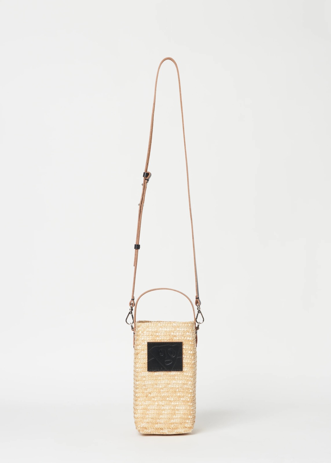 プラン シー24年春夏バッグ“ストロー素材”×刻印入りブラックレザー