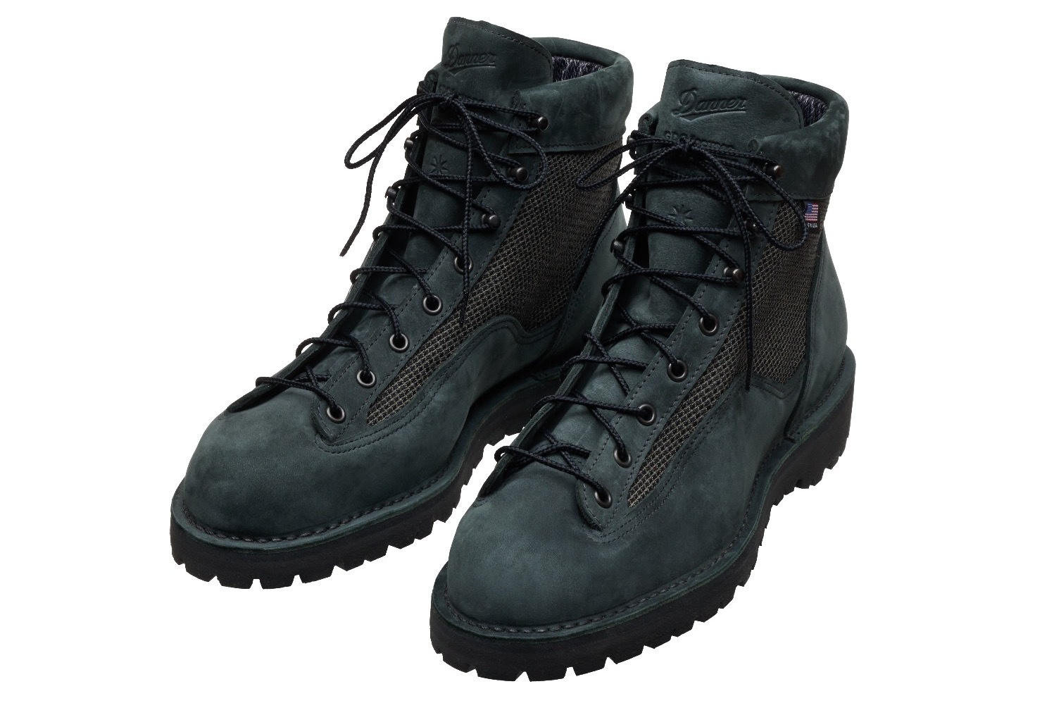 GDC×ダナーのレースアップブーツ、高強度の機能素材「ケブラー