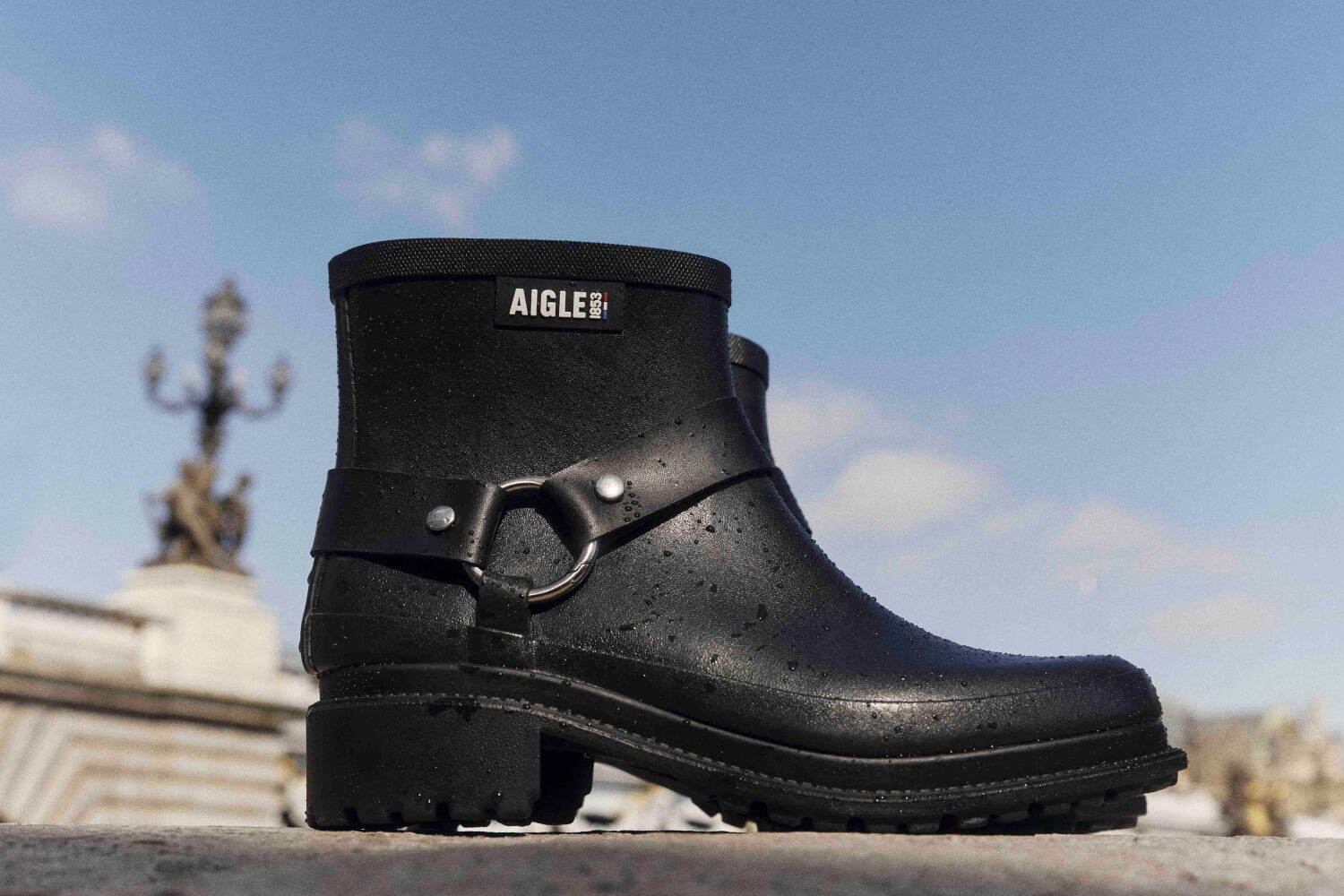 エーグルの新作ラバーシューズ“バイカースタイル”ショートブーツ＆乗馬