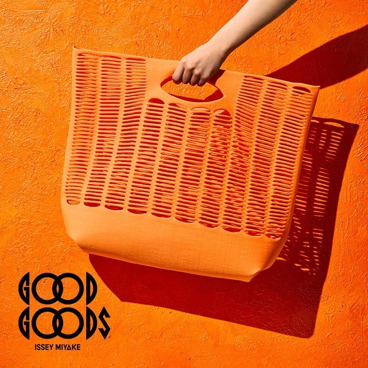 グッド グッズ イッセイ ミヤケのバッグ「モッコ」バイカラーの新作