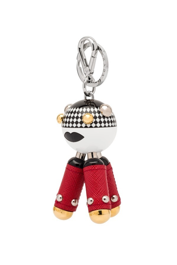 プラダのクリスマス向けギフト「プラダマリア」不思議な生き物たちが