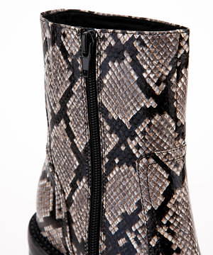 ジェフリーキャンベル“パイソン柄”厚底ショートブーツ＆レースアップ