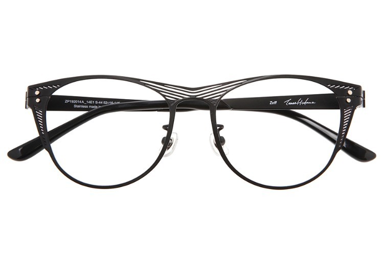 Zoff×ソマルタ・廣川玉枝のアイウェア“皮膚・骨”を表現したメガネ