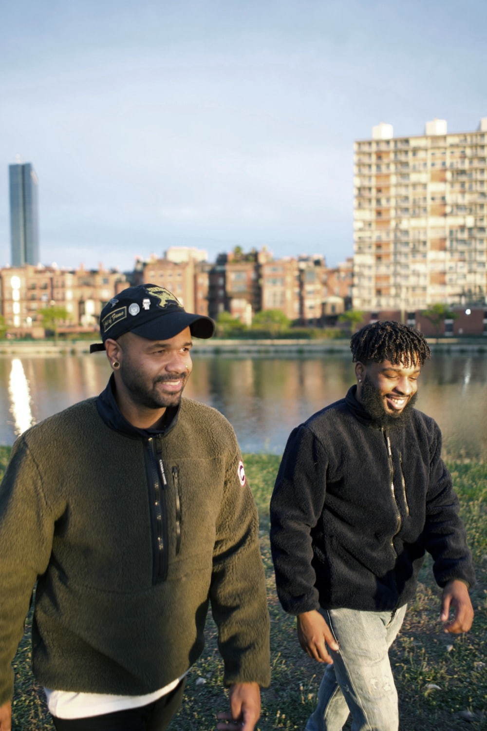 カナダグース新作「ハイパイルフリース」暖かく快適なダウン搭載