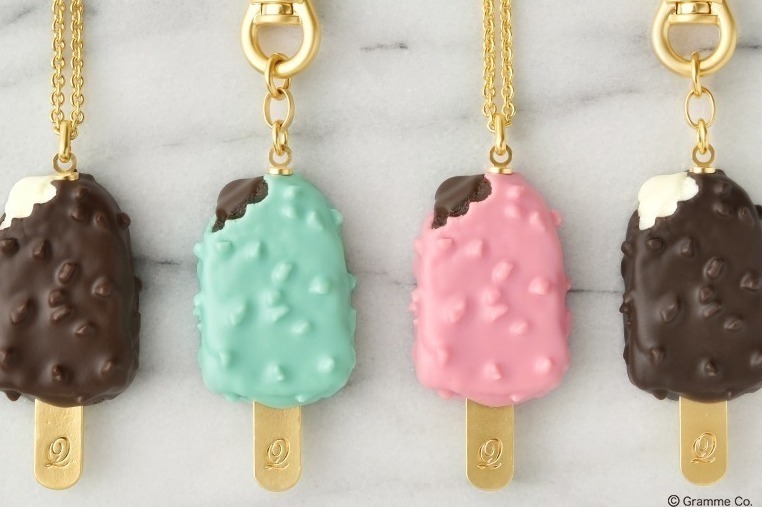 Q-pot.新作“アイスバー”ネックレス、レトロポップな“アイスクリーム”柄