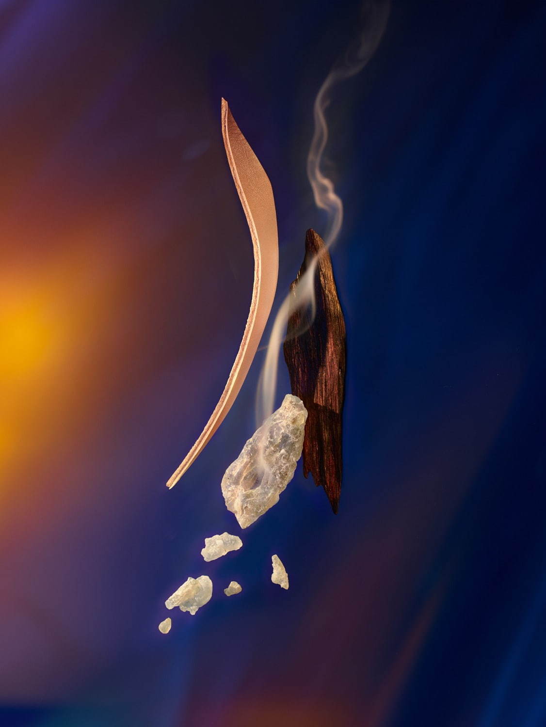 ルイ・ヴィトン“中東”イメージの新香水「ニュイ・ドゥ・フ」3種のイン