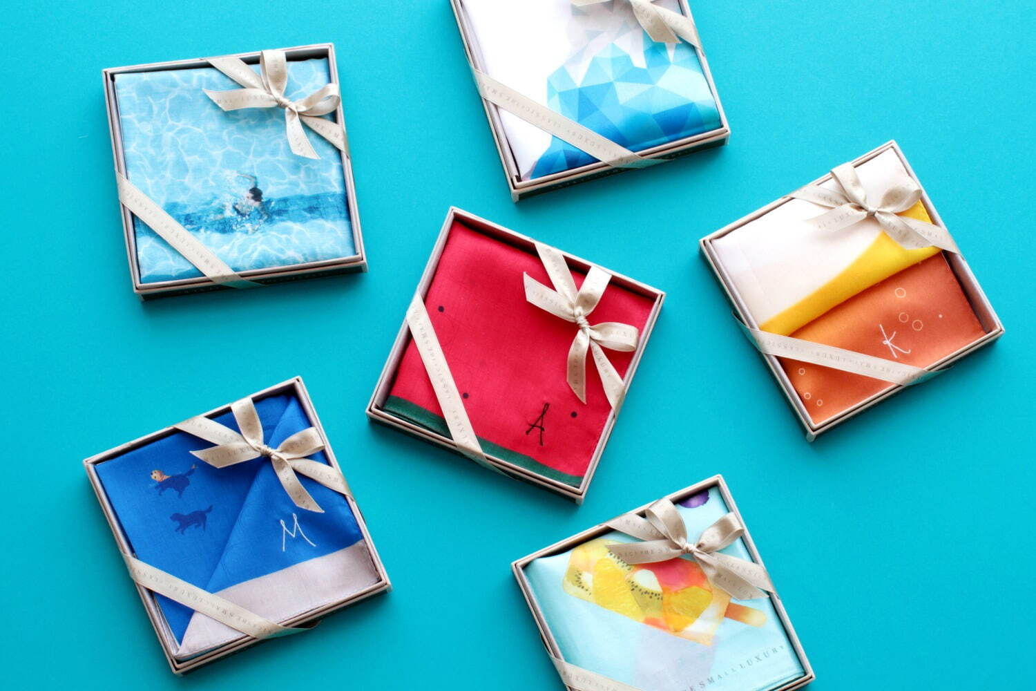 アリ”が隠れたスイカモチーフのハンカチ、ハンカチーフ専門店