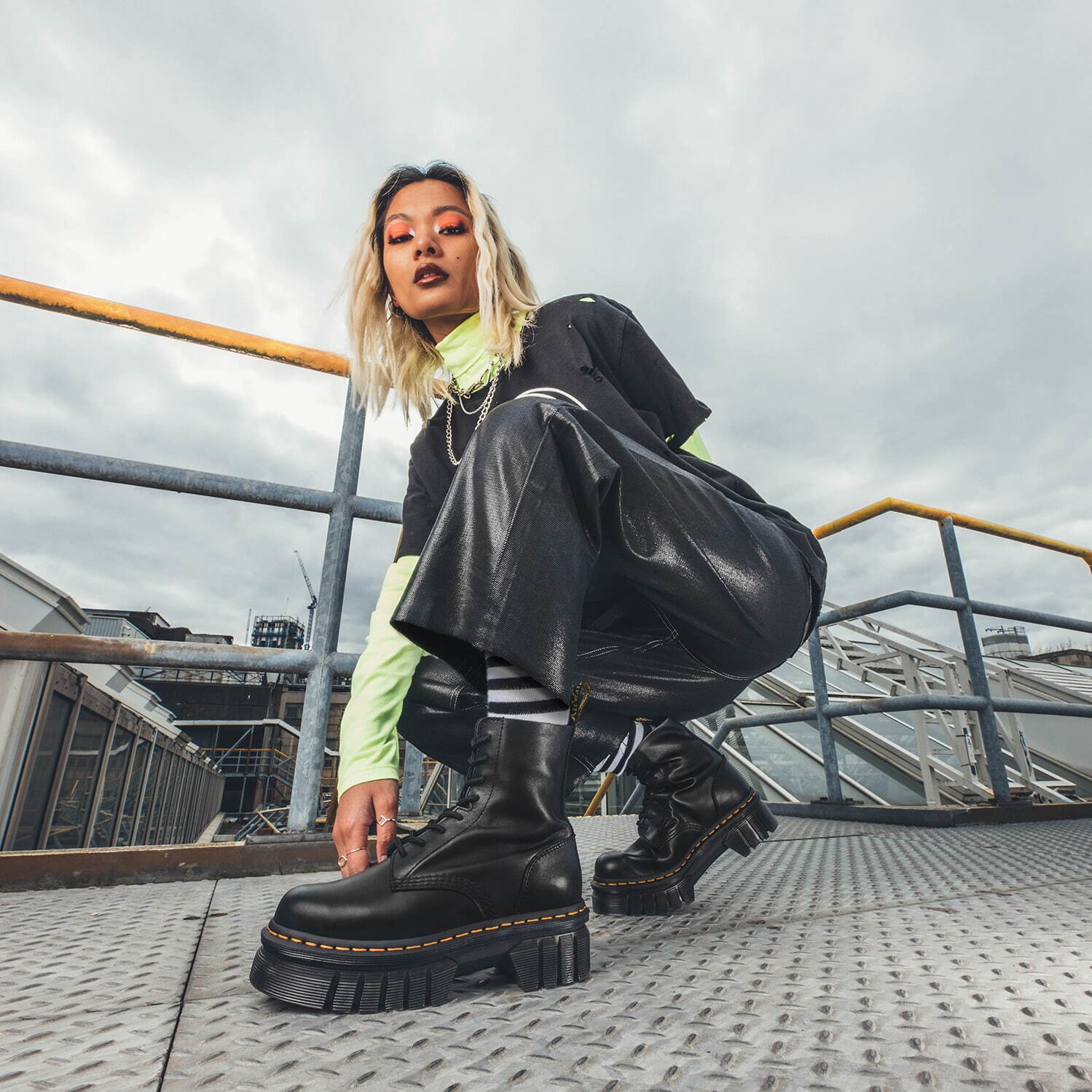 DR. MARTENS] JADON MAX 8ホール厚底 (24.5cm) ドクターマーチン(DR