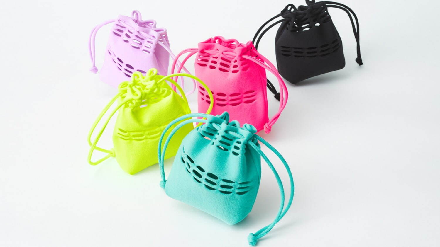 イッセイミヤケ 筆タグ 巾着バッグ イッセイミヤケ 筆タグ 巾着バッグ