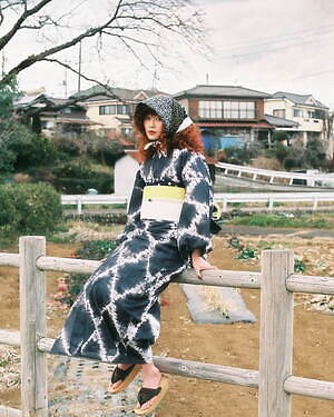 キモノ バイ ナデシコの新作ゆかた、“海”を表現した有松鳴海絞りの浴衣