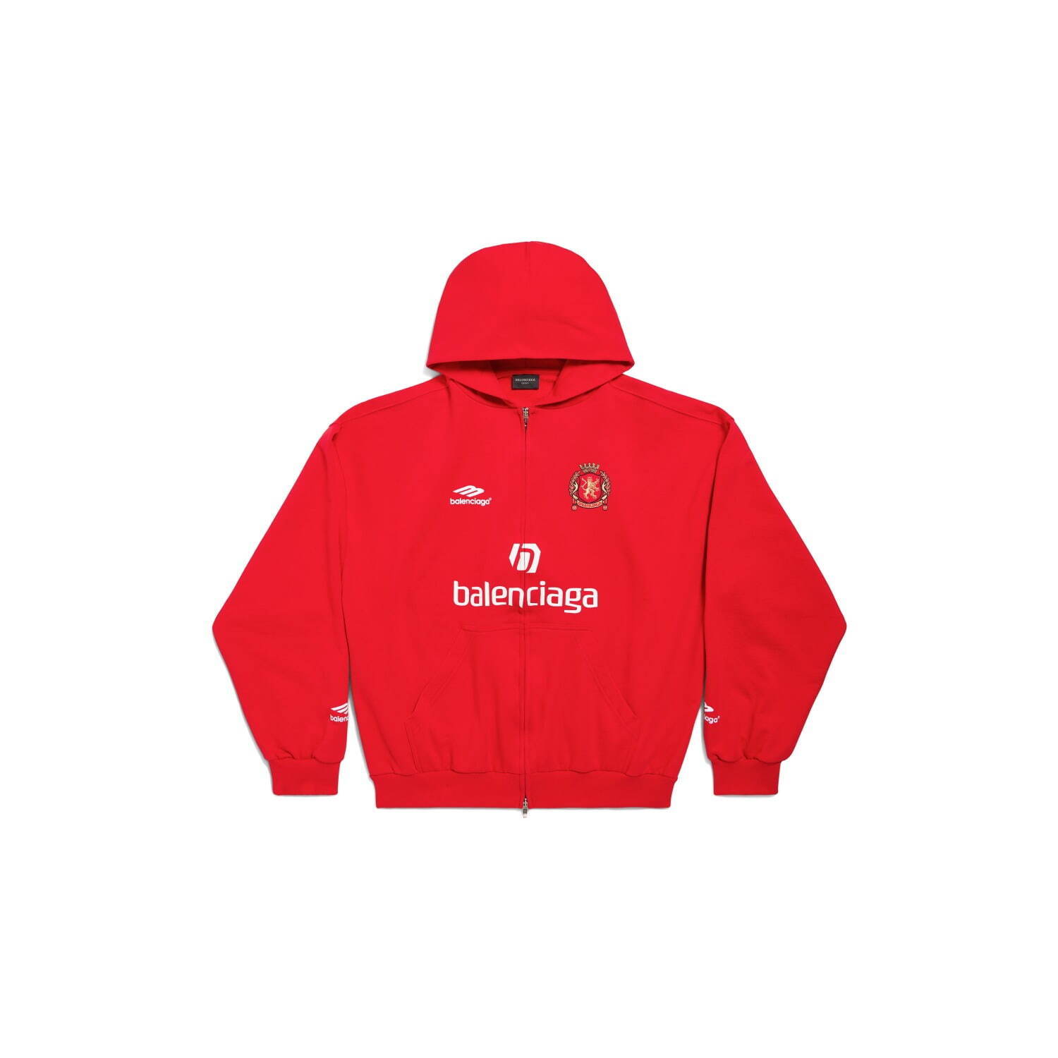 バレンシアガからサッカー着想の限定ウェア、“AOYAMA”のネーム入り