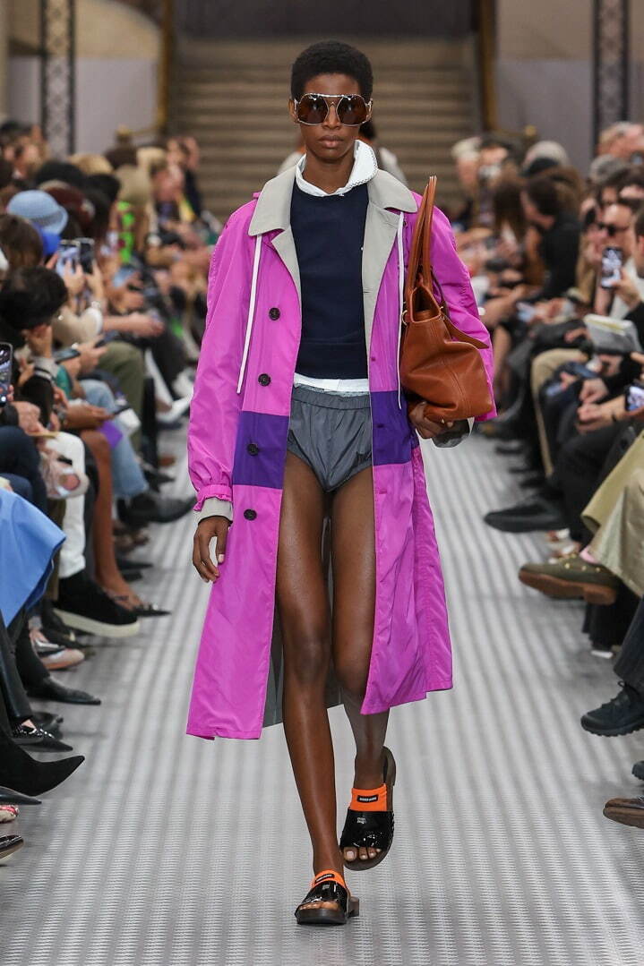 ミュウミュウ(MIU MIU) 2025年春夏ウィメンズコレクション