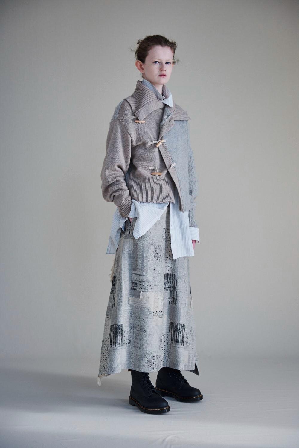 Y's“パッチワーク風”ジャカード織ドレス＆トグルボタン付き