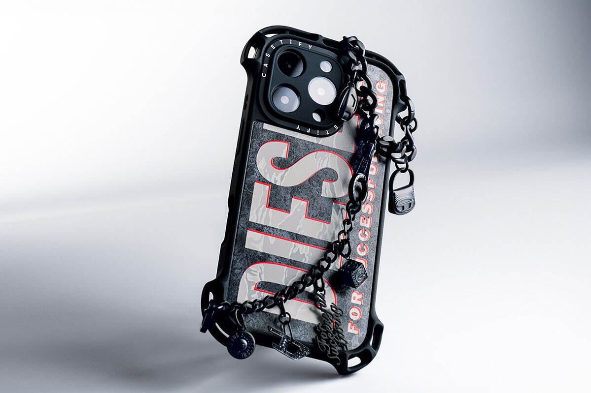 ケースティファイ×ディーゼル、ダメージ加工風スマホケースや“D