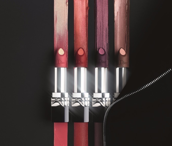 ディオールから”メタリックとマット”2つの質感を一本にした、新リップ