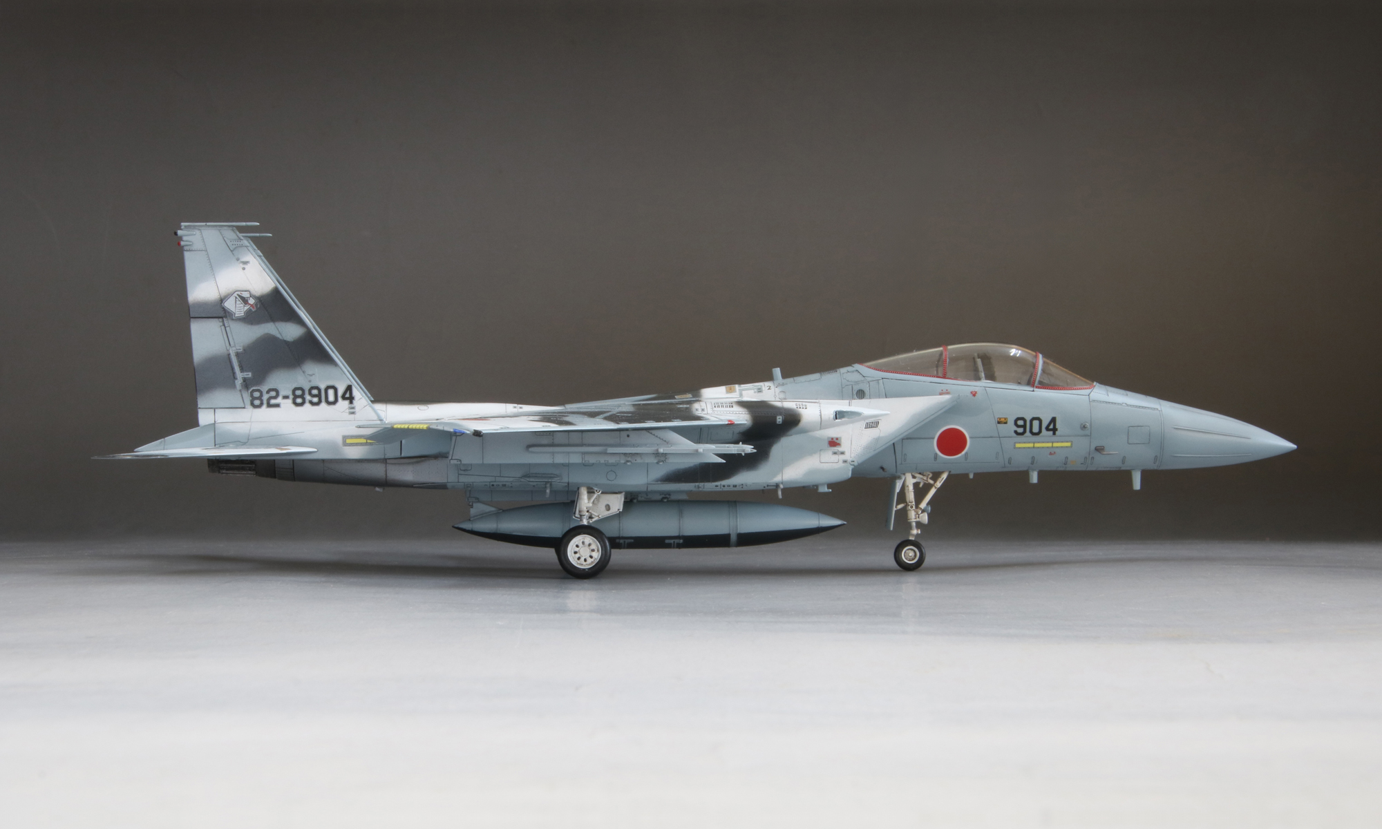 1/72 F-15Jアグレッサー[904号機ブラック／ホワイト]