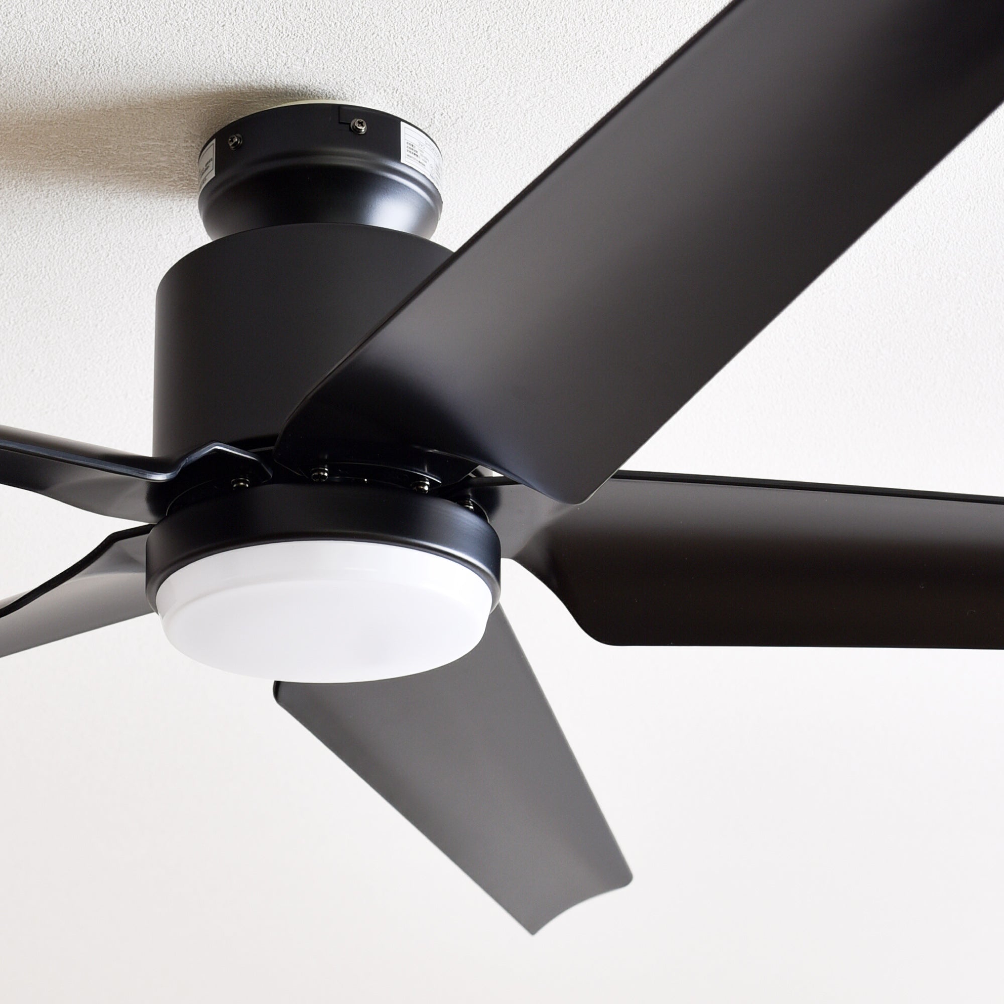 あす着] シーリングファンライト 傾斜天井対応 リモコン付 DCモーター