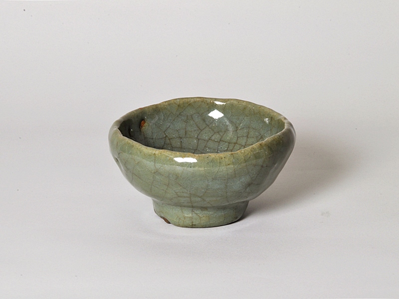 明　龍泉窯　青磁茶碗　七官青磁　明時代 明朝 龍泉窯 七官青磁茶碗 | 骨董と詩学 Antique & Poetics | 蛇韻律