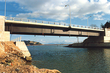 東津田高架橋 | 株式会社 藤原鐵工所