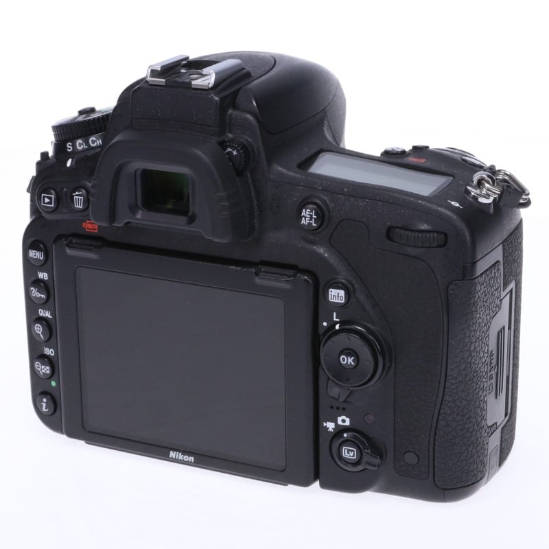 Nikon D750 ボディ 中古 C2120156294837｜中古通販フジヤカメラ