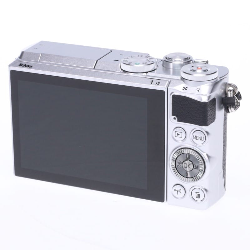 Nikon Nikon 1 J5 ボディー シルバー ABランク 中古｜フジヤカメラ