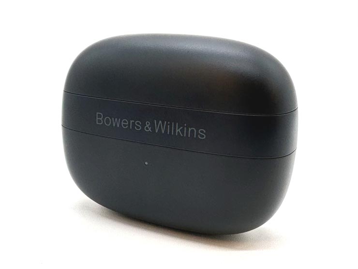 Bowers & Wilkins Pi6・Pi8レビュー | 落ち着いたサウンドが楽しめる