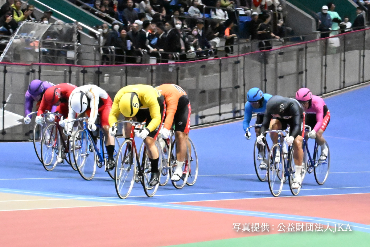 嘉永泰斗がCHERUBIMと共にG1初制覇！ 寛仁親王牌、鮮やかな単騎捲りで