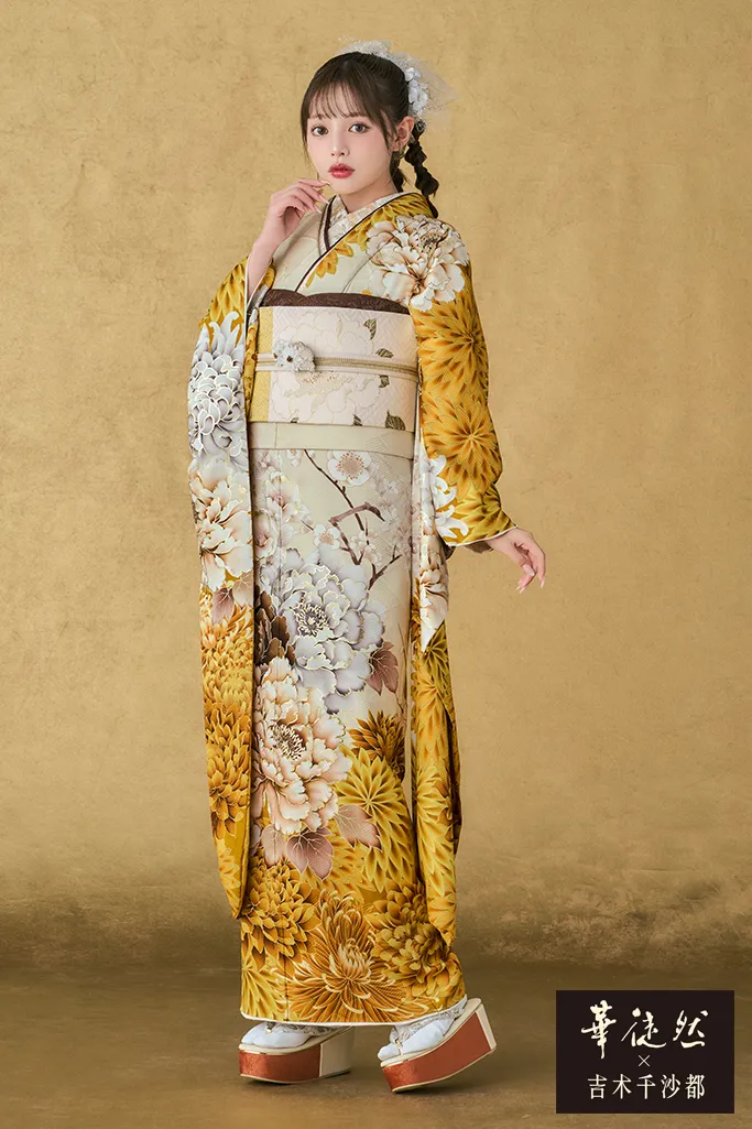 華徒然×吉木千沙都振袖ネットレンタル 黄色/クリーム 牡丹柄/菊柄