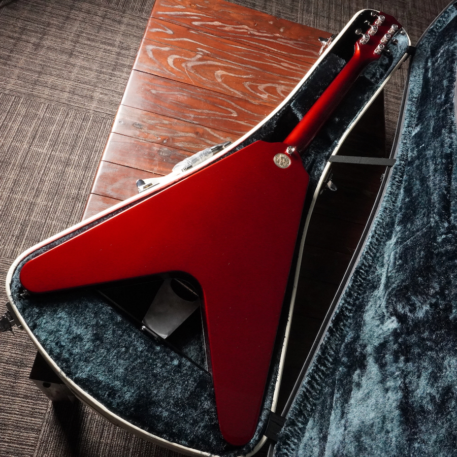 在庫情報/Blast Cult Hollow V Candy Apple Red w/Bigsby B7