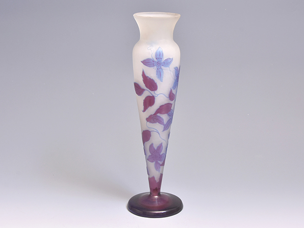 Galle ガレ クレマチス文 フラワーベース 被せガラス 酸化腐食彫 | 古