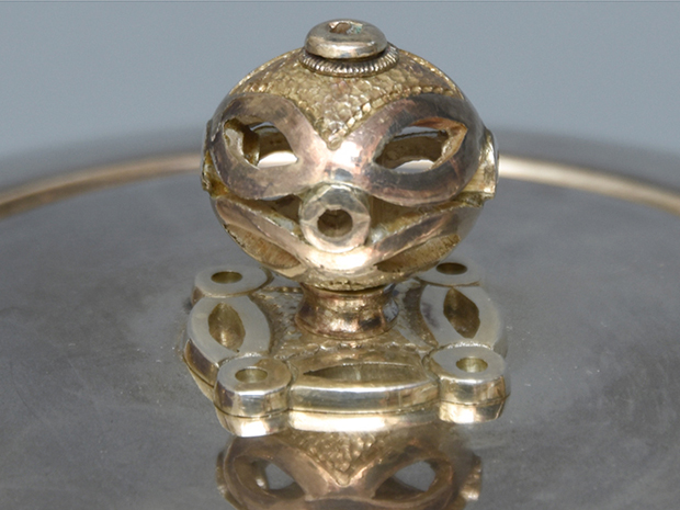 純銀 平安 四世 秦蔵六（造）阿古蛇 銀瓶 498g | 古美術ささき