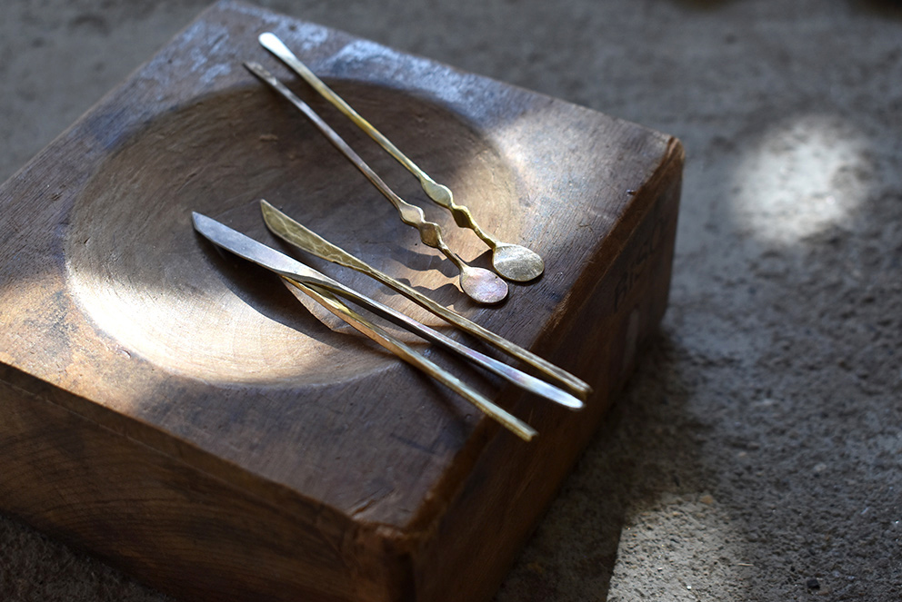 川地あや香 トング 小 日々