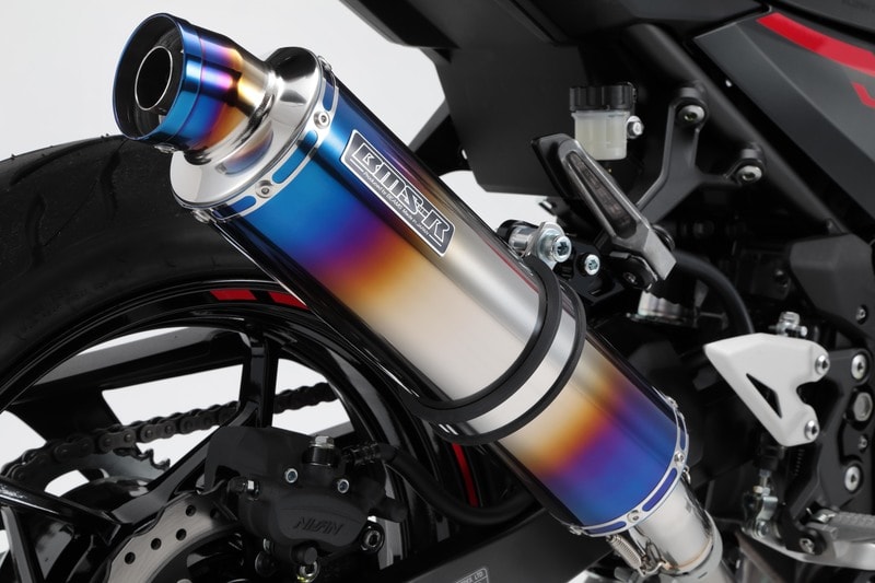 BEAMSより、新型Ninja 250(18)に適合するスリップオンマフラー×4製品が