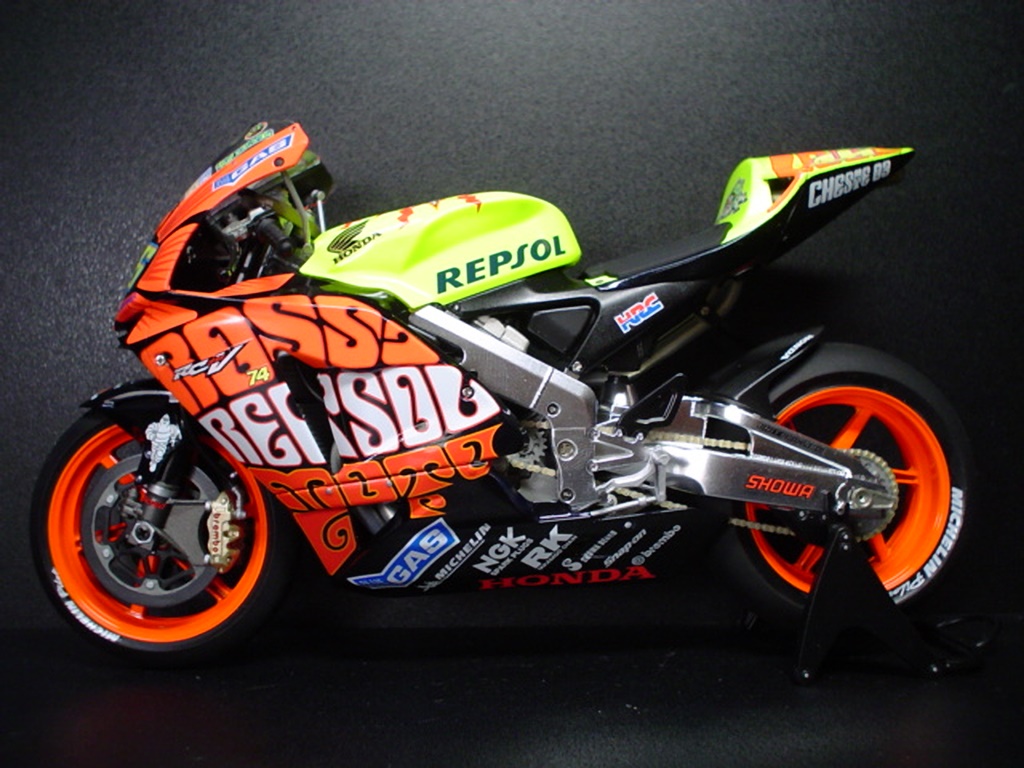 Repsol HONDA RC211V'03 