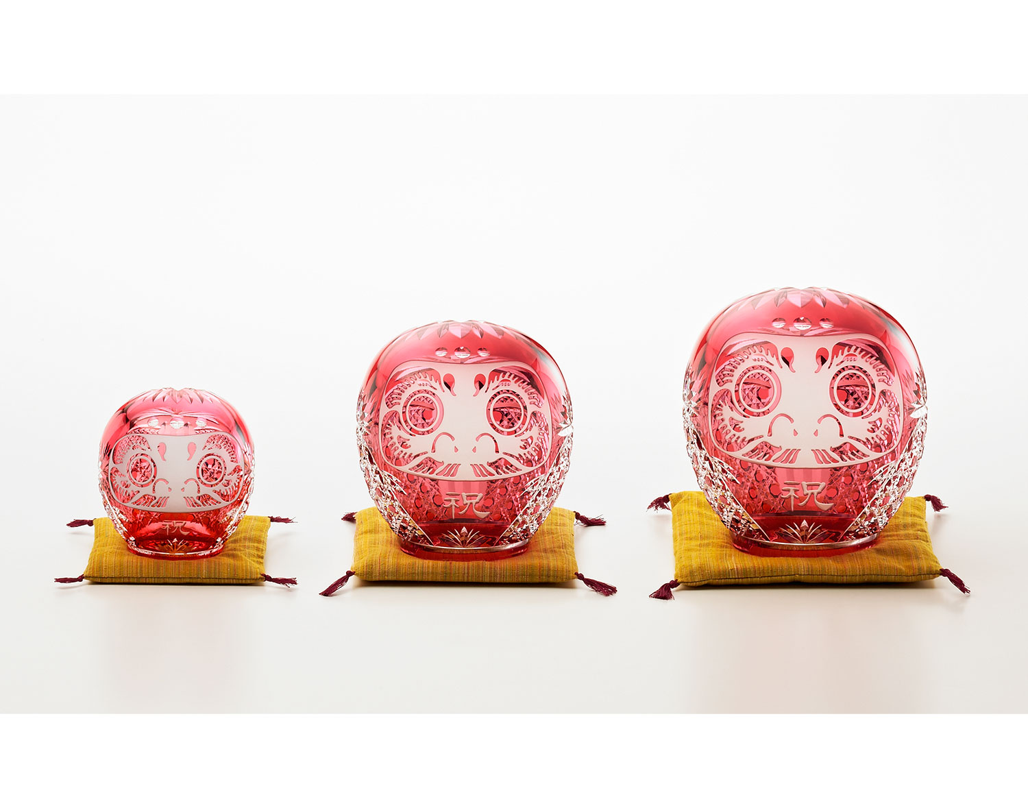 江戸切子 祝だるま（小） | カガミクリスタル