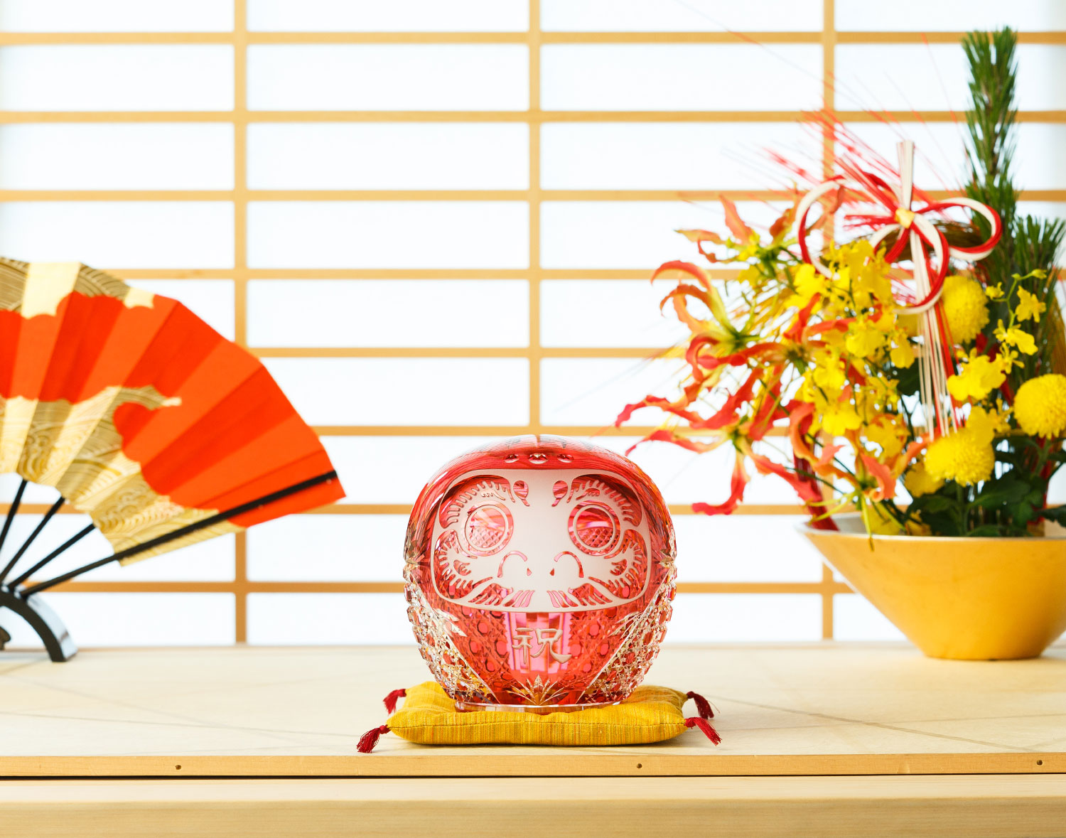 江戸切子 祝だるま（中） | カガミクリスタル