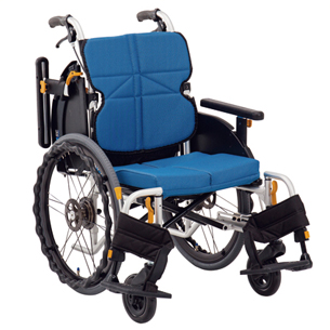 車いす レンタル 自走用 立体スリングシートで姿勢が安定する車いす