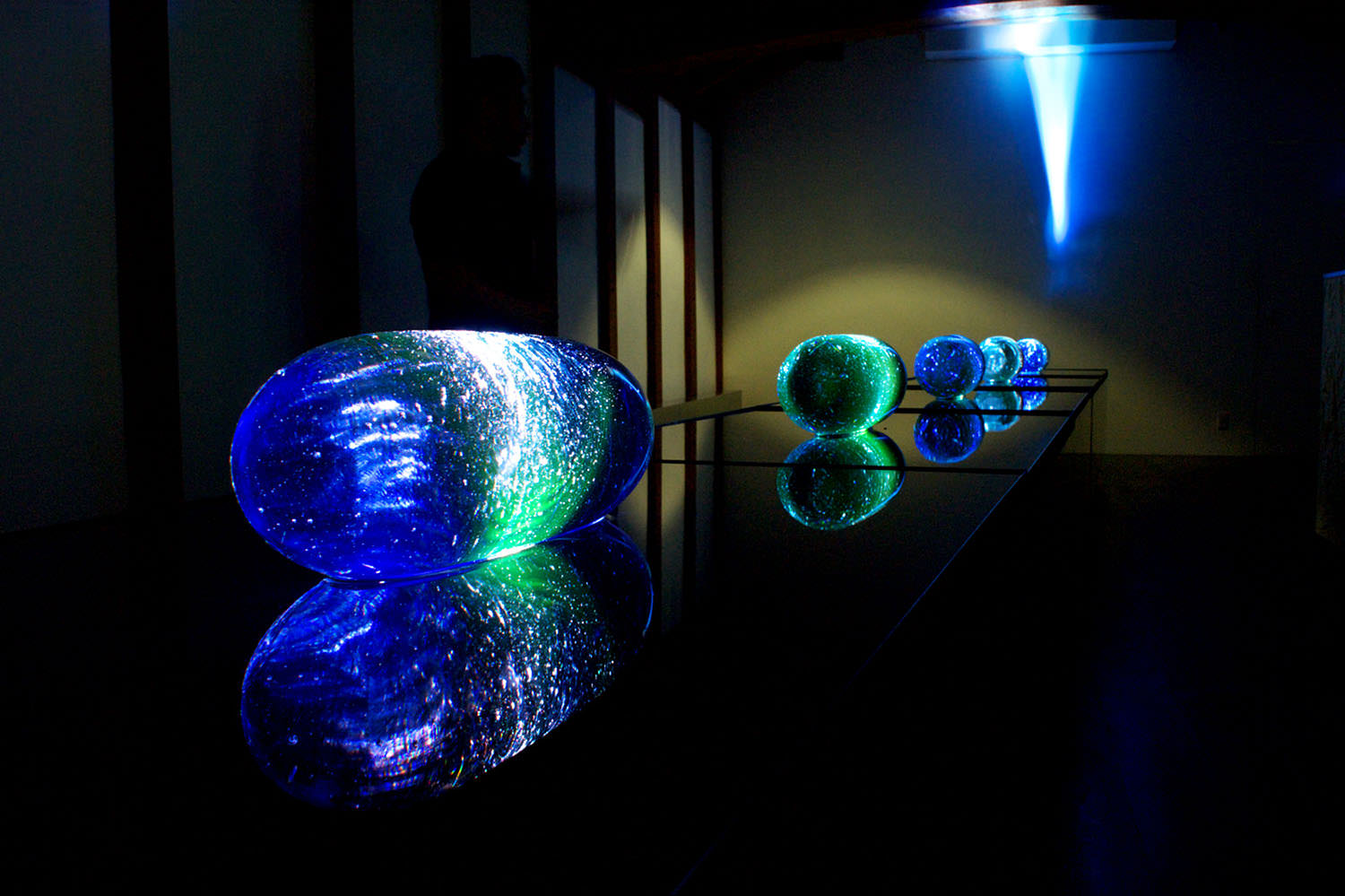 KANO TOMOHIRO GLASS WORKS - ガラス造形作家 狩野智宏 / かのうともひろ