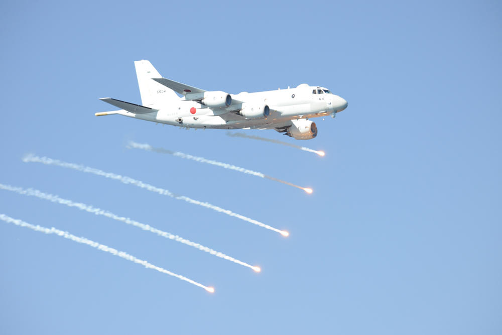 P-1 固定翼哨戒機 | 航空機 | 川崎重工業株式会社