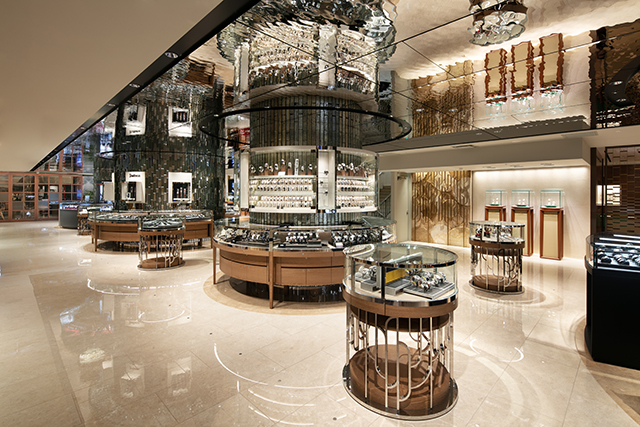 伊勢丹新宿店 本館 ウォッチショップ | オーダー金属建材の菊川工業