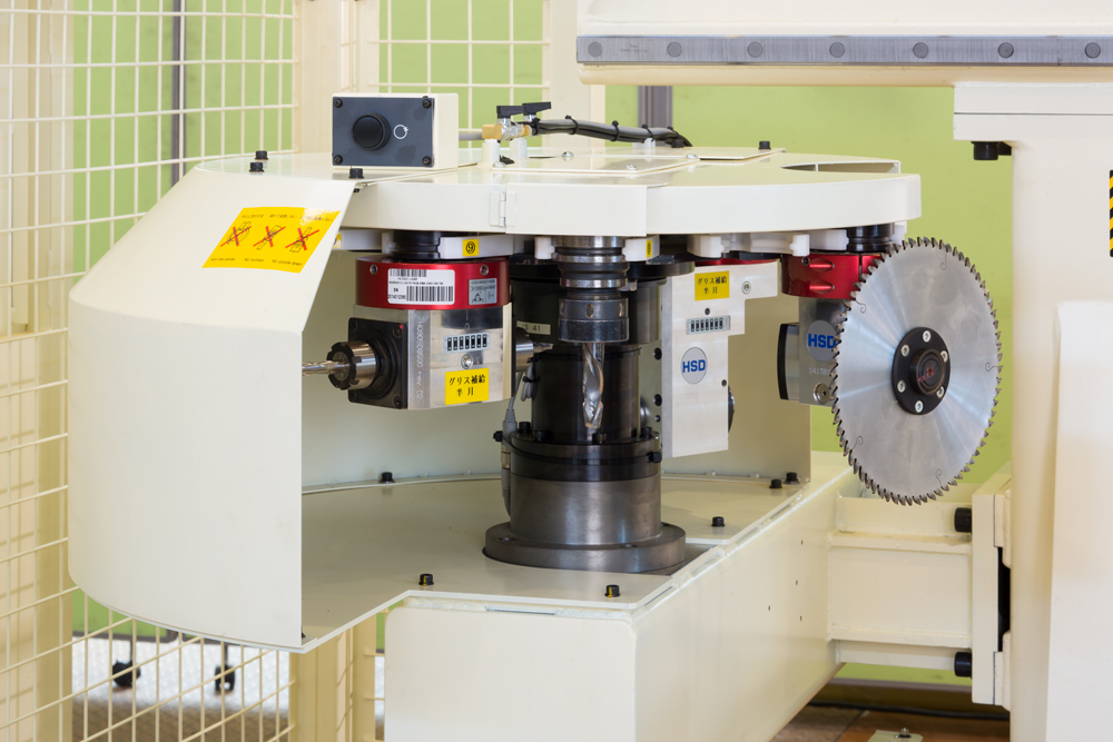 小物加工用CNCマシン｜木質材｜製品案内｜平安コーポレーション 工作