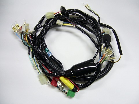 ワイヤーハーネス12V用 6V車シヤリィに12vエンジンを取付た場合の