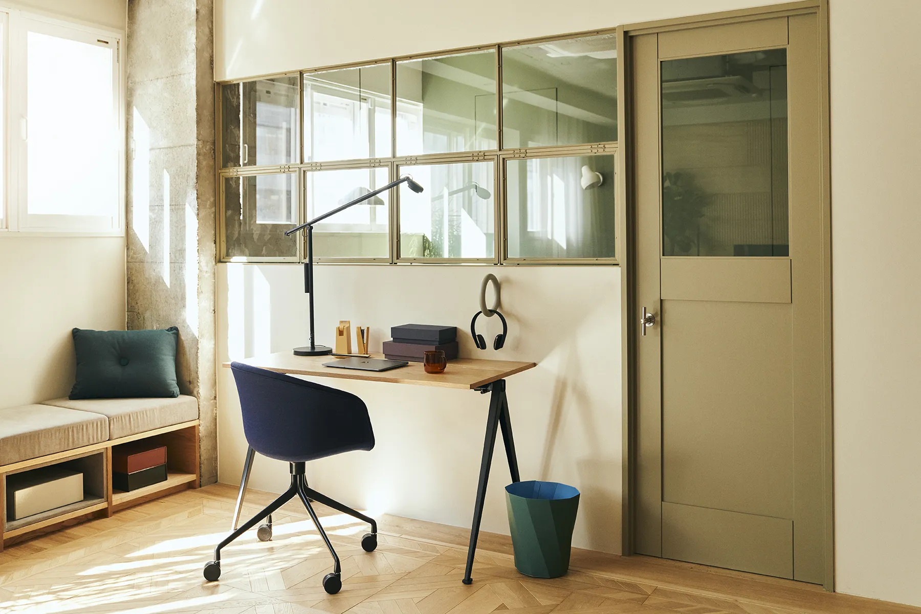 PYRAMID DESK - デスク | 【公式】HAYオンラインストア