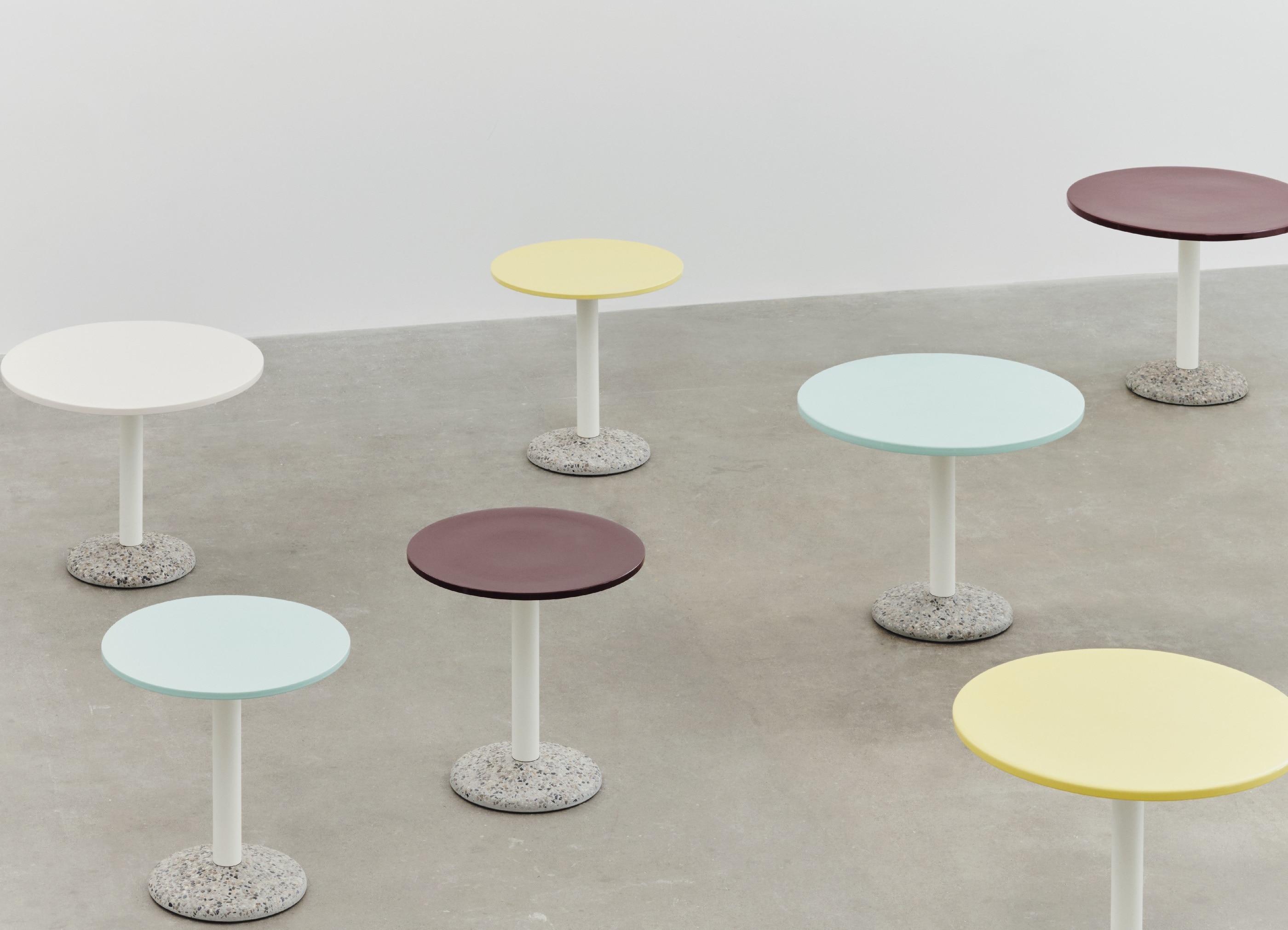 CERAMIC TABLE Φ90 - テーブル | 【公式】HAYオンラインストア