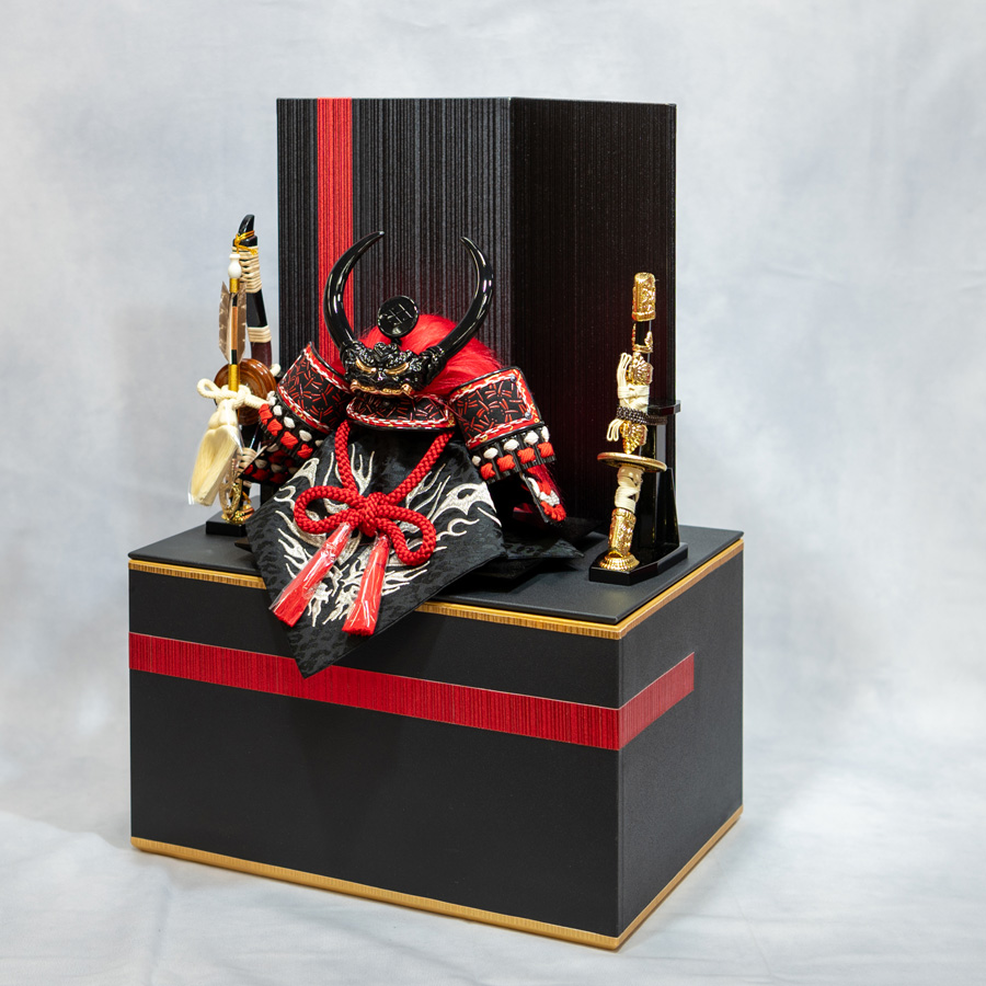 甲州印伝 赤毛蜻蛉柄 8号 武田信玄兜 KOKUOU収納セット | 人形専門店