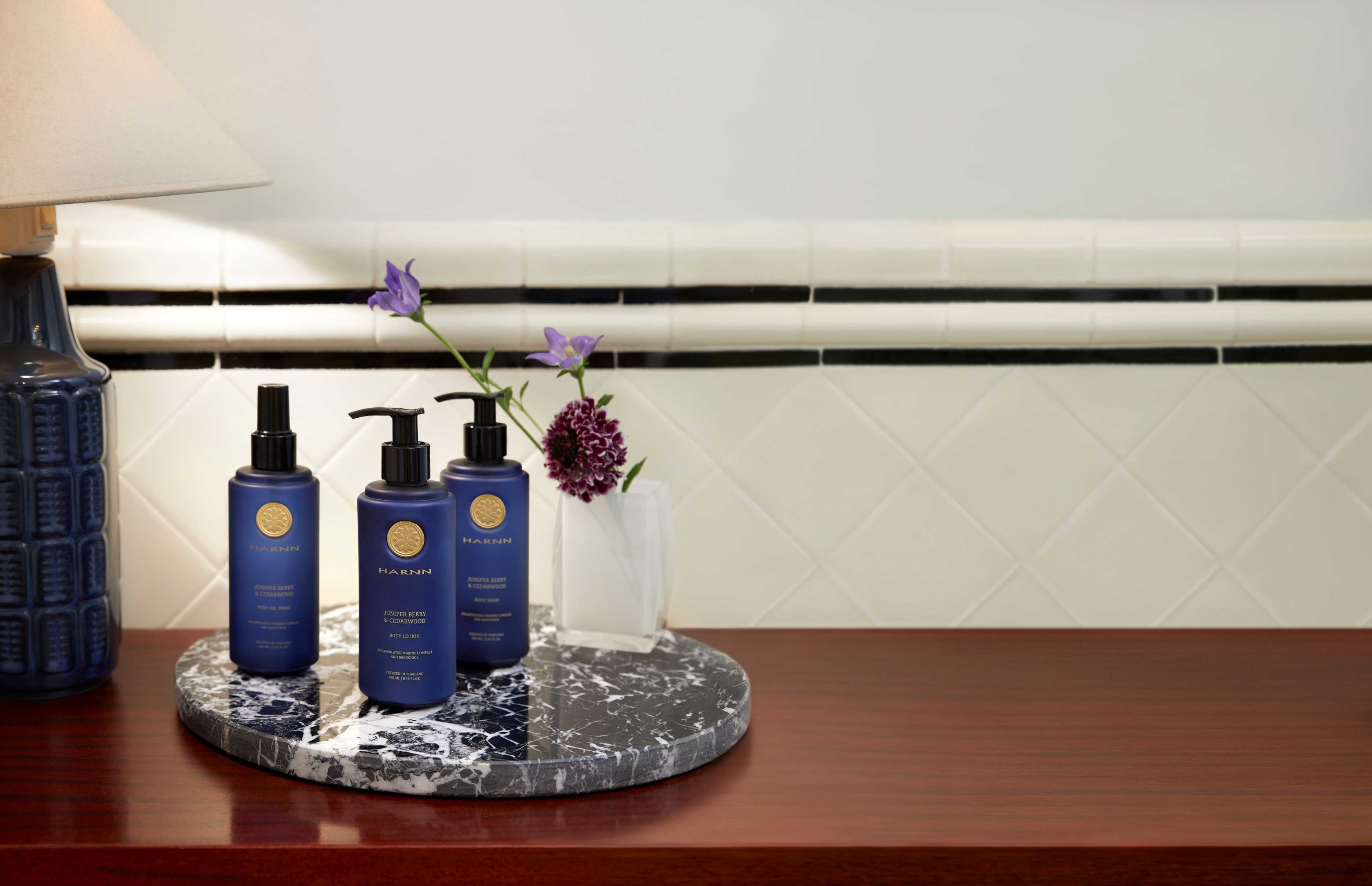 ジュニパーベリー＆シダーウッド ボディウォッシュ250ml – HARNN