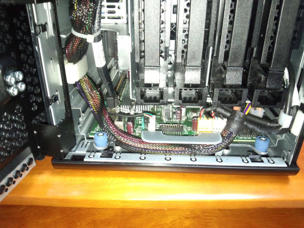 HP ProLiant MicroServer メモリを追加してみた - harumaki.net