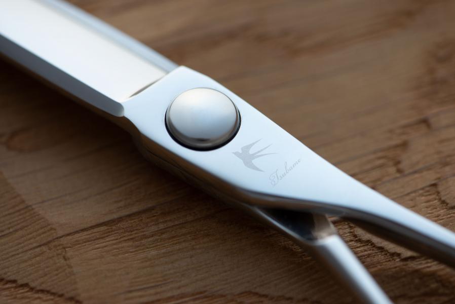 飛燕B2バーバーシリーズ。速く、軽く切れる 新しいメンズカットシザー